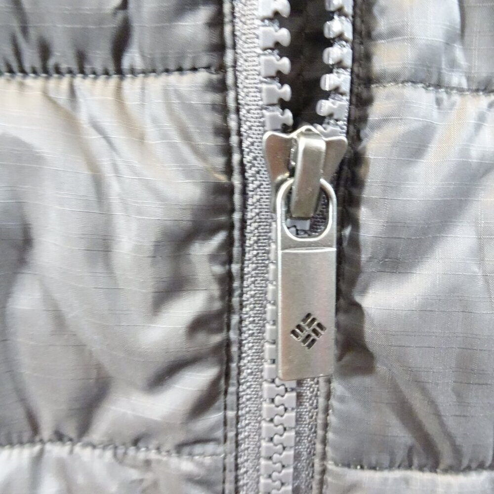 Columbia Gray Puffer Jacket - Picture 5 of 7